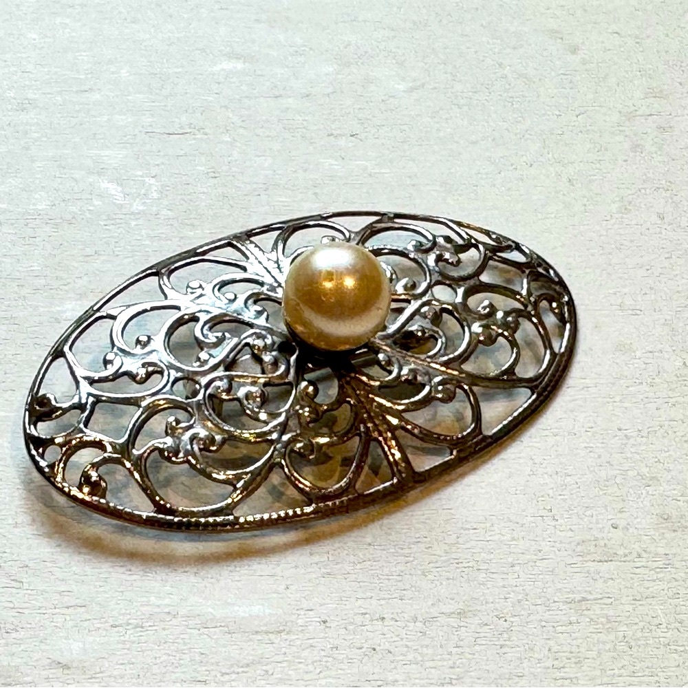 Elegant Silver Filigree Brooch with Pearl Accent Art Nouveau Deco Retro fashion